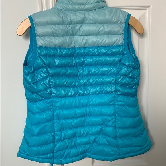 Blue Vest, real feathers, extremely light weight - Picture 6 of 8